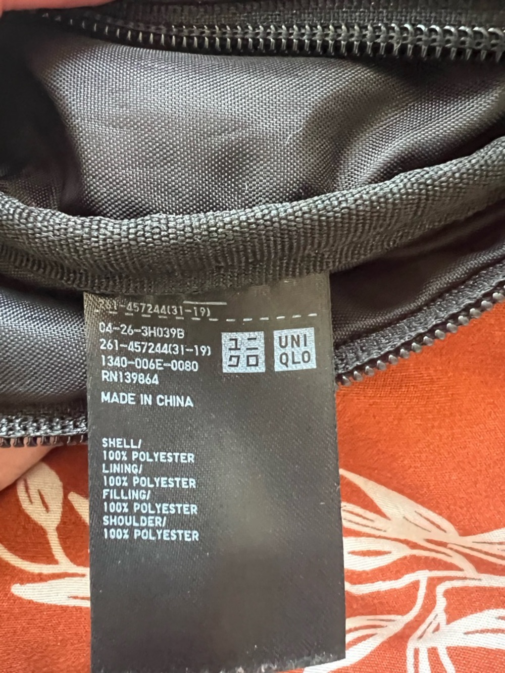 Uniqlo Black crescent bag - Picture 5 of 5